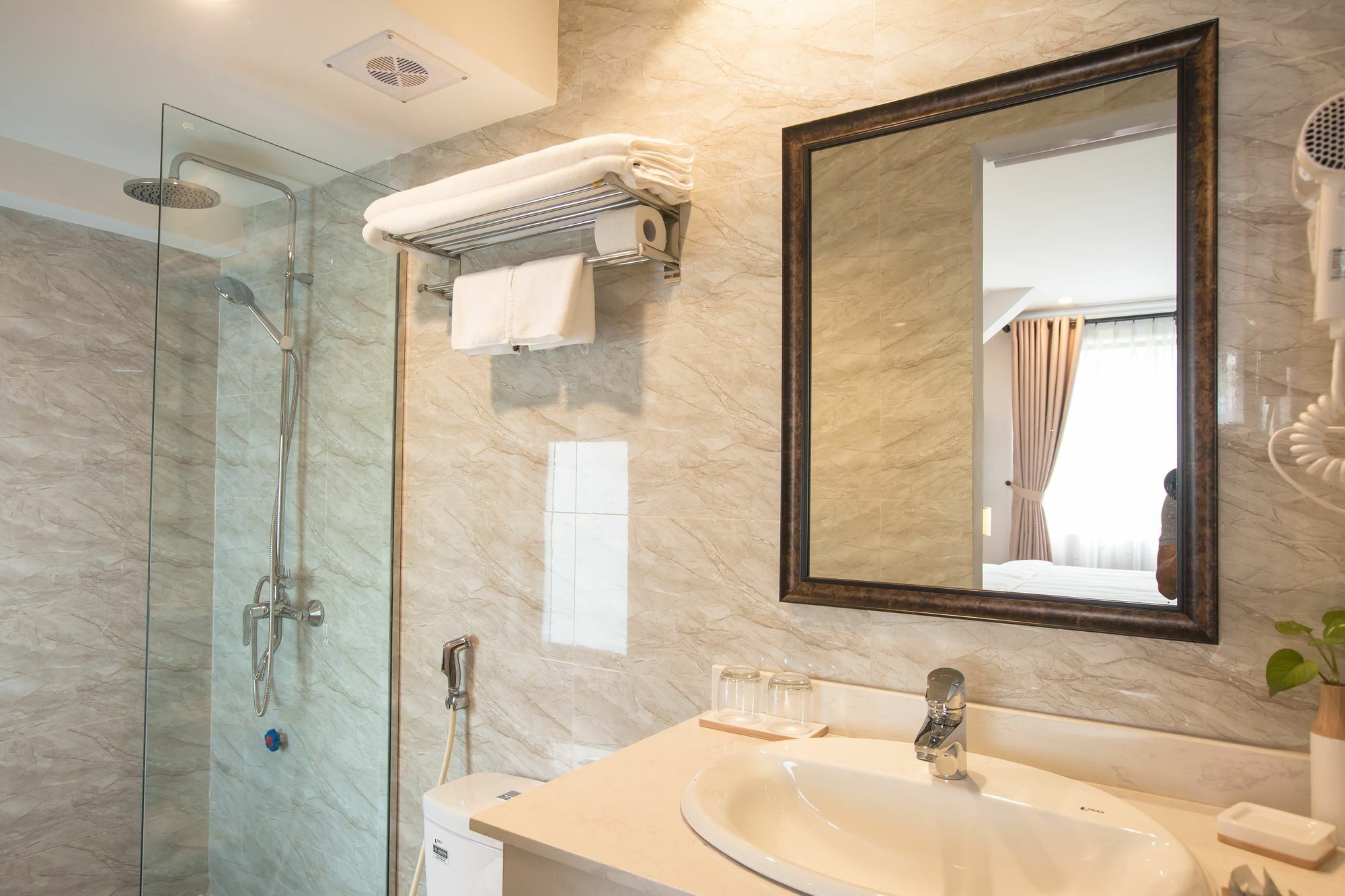 Dinh Elegant Hanoi Hotel Εξωτερικό φωτογραφία